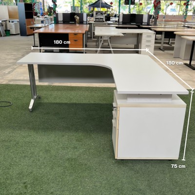 โต๊ะทำงานผู้บริหารทรง L