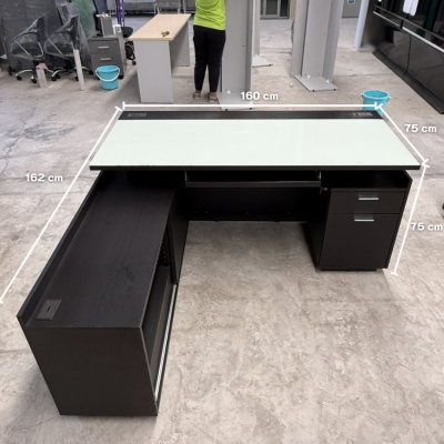 โต๊ะทำงานผู้บริหารทรง L