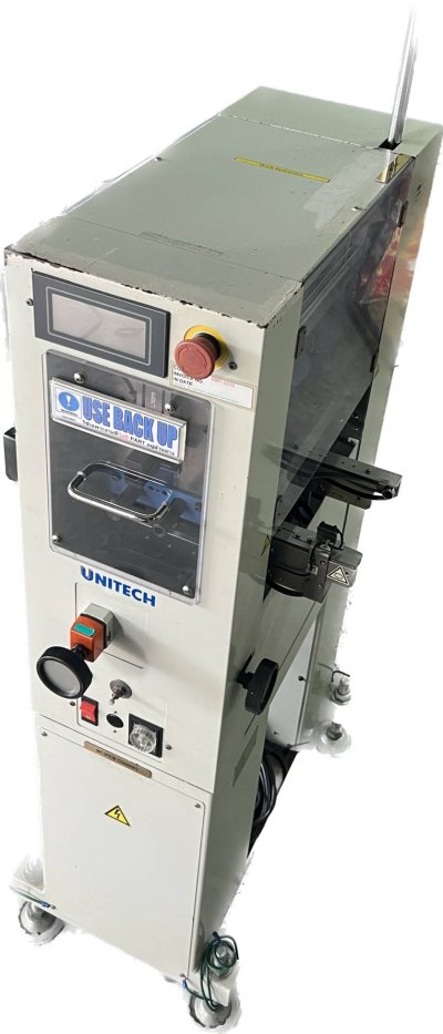 The PCB Cleaning Machine is used to remove filth on the surface of PCB.