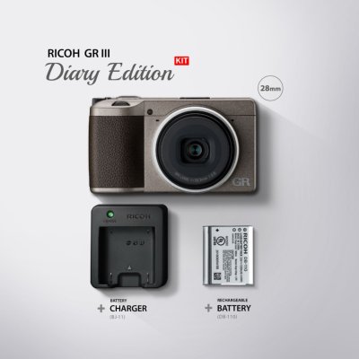 RICOH GR III Diary Edition Kit