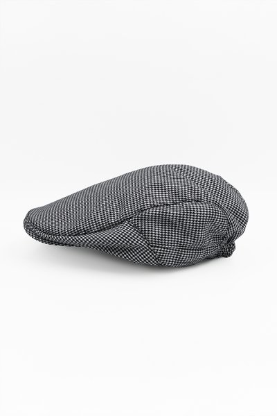 Checkered Black Beret Cap