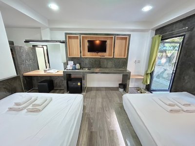 ห้องแจ่มจันทร์ 1-2