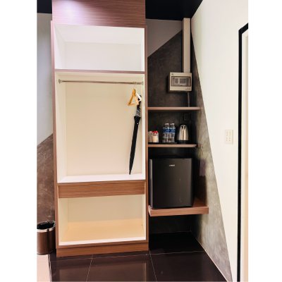 ห้องแจ่มจันทร์ 13-17