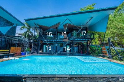 ห้องแจ่มจันทร์ 13-17