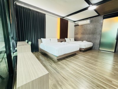 ห้องแจ่มจันทร์ 19-22