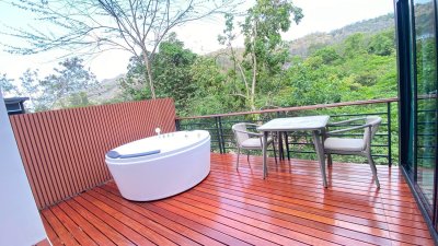 บ้าน The moon