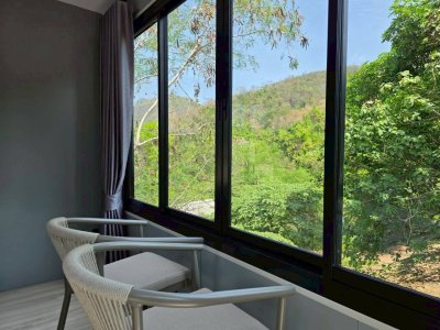 บ้าน The moon