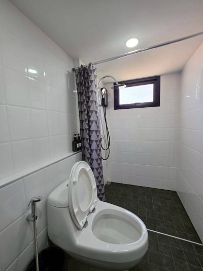 บ้าน The moon