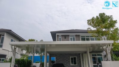 ติดตั้งหลังคาโรงรถเมทัลชีท PU พร้อมระแนงใต้ฝ้า และกันสาดไวนิลรอบบ้าน