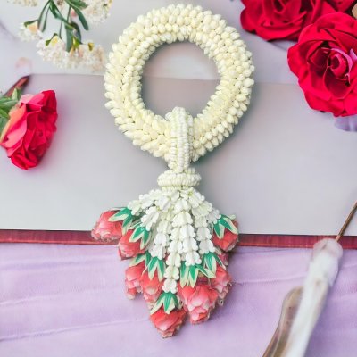 พวงมาลัยมะลิรัดข้อลักอุบะพุ่มสีแดง