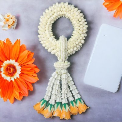 พวงมาลัยมะลิรัดข้อลักอุบะแขกสีส้ม