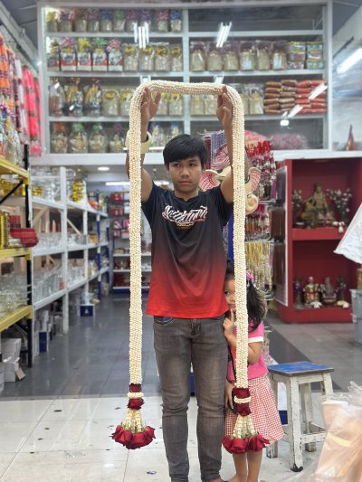 พวงมาลัยพุดใหญ่ 3 เมตร