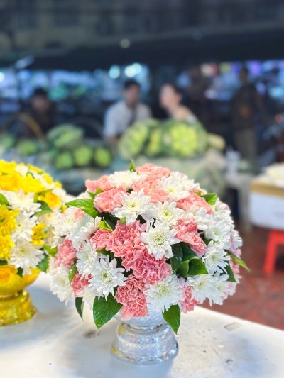 พานดอกไม้สด