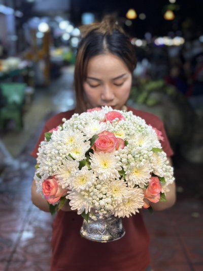 พานดอกไม้สด