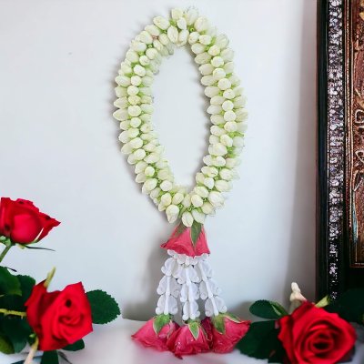 พวงมาลัยมะลิกลางอุบะกุหลาบ