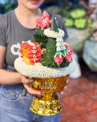 พานธูปเทียนแพรล้อมดอกพุดสี(ลูกค้าเลือกสีได้8สี)