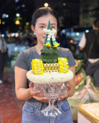 พานแก้วธูปเทียนแพรสี(ลูกค้าเลือกสีได้8สี)