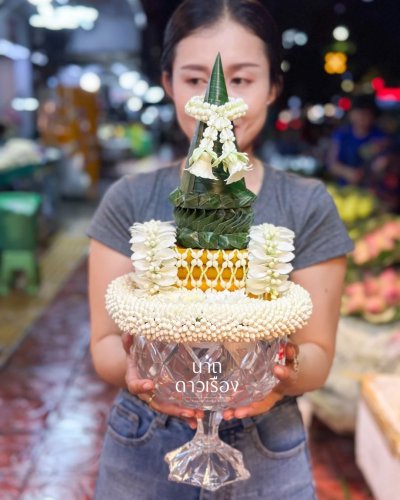 พานแก้วธูปเทียนแพรสี(ลูกค้าเลือกสีได้8สี)