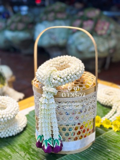 พวงมาลัยพุดใหญ่รัดข้อลักอุบะแขกยาว(เพิ่มลัก3ดอก) ลูกค้าเลือกสีได้8สี