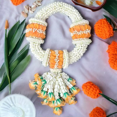 พวงมาลัยพุดใหญ่รัดข้อมาลัยแบน3ตำแหน่งอุบะพุ่มสี(ลูกค้าเลือกได้8สี)