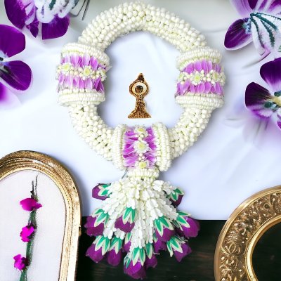 พวงมาลัยพุดใหญ่รัดข้อมาลัยแบน3ตำแหน่งอุบะพุ่มสี(ลูกค้าเลือกได้8สี)