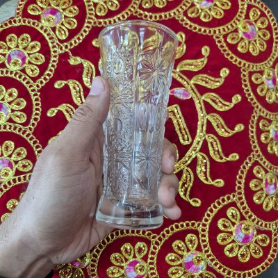 แจกันแก้ว สูง 17 ซม. ปากกว้าง 7 ซม.