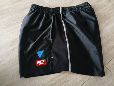 Use table tennis Shorts  Brand Victas