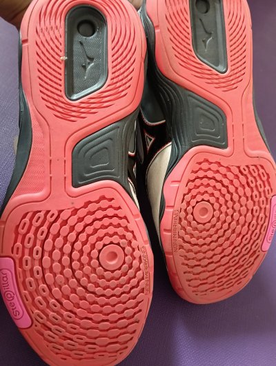 Used Shoes Mizuno Wave Medal SP5 size 25.5 cm