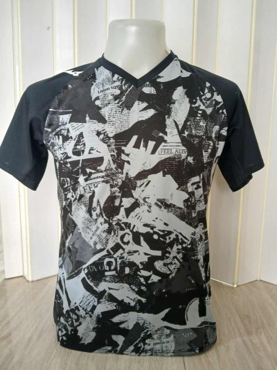 Used Mizuno shirt Size M 38"/24"