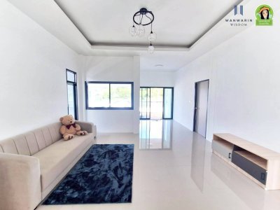 โครงการบ้านทรัพย์ธารา (นาอุดม)