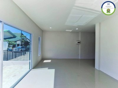 ทาวน์โฮมใหม่ 2 ชั้น สไตล์โมเดิร์น