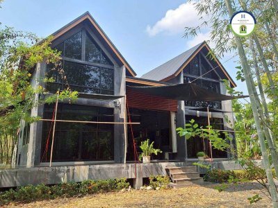 บ้านสวนสไตล์นอร์ดิก ทันสมัย