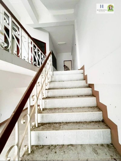 (ทำเลค้าขาย) อาคารพาณิชย์ (ตึก) 2 ชั้น 1 คูหา
