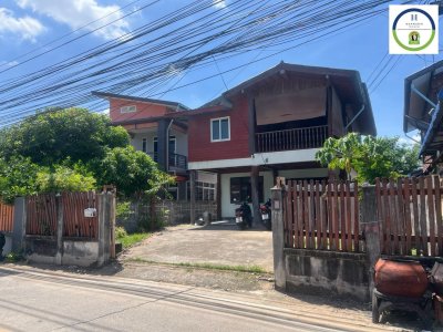 บ้านติดถนนเส้นหลักบ้านท่าบ่อ