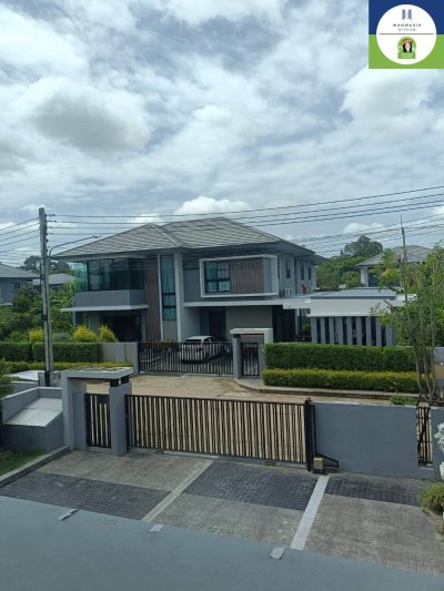 สาริน เรสซิเดนซ์ Sarin Residence สวนวนารมย์
