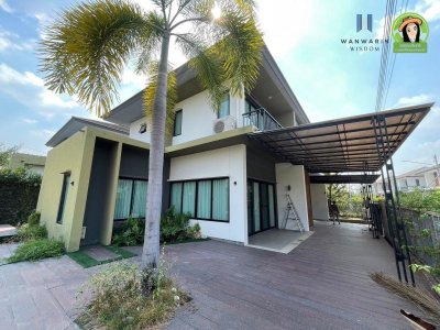 บ้านหรูหลังใหญ่ พร้อมเฟอร์บิ้วท์อินหรูเต็มหลังสุดพรีเมียม