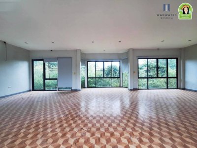 บ้านเดี่ยว 2 ชั้น หลังใหญ่ ตรงข้ามร้านหนังสือฟิลาเดลเฟีย เมืองศรีไค