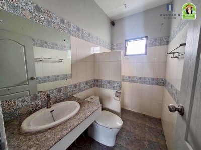 บ้านเดี่ยว 2 ชั้น หลังใหญ่ ตรงข้ามร้านหนังสือฟิลาเดลเฟีย เมืองศรีไค