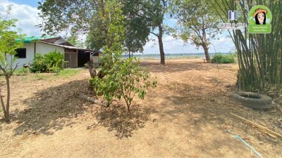 ขายที่ดินติดริมโขง "เขมราฐ" วิวหลักล้าน