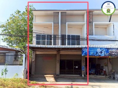 อาคารพาณิชย์ 2 ชั้น 2 คูหา ทำเลดี ติดถนนอุบลฯ-ตระการ