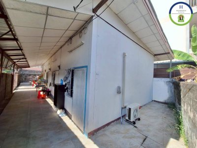 อาคารพักอาศัยชั้นเดียว