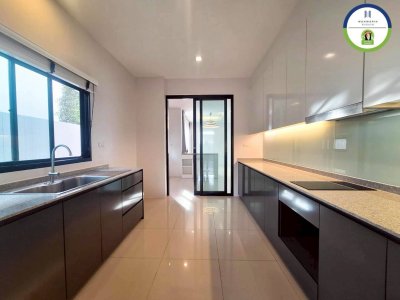 บ้านเดี่ยว 2 ชั้นในโครงการสารินเรสซิเดนซ์