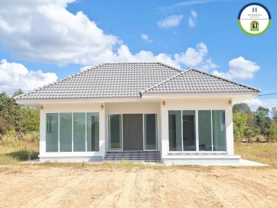 บ้านเดี่ยวชั้นเดียว เป็นบ้านใหม่ยังไม่เคยเข้าอยู่