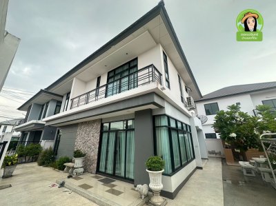 บ้านเดี่ยว สองชั้น หลังริมด้านใน