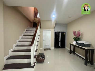 บ้านเดี่ยว สองชั้น หลังริมด้านใน