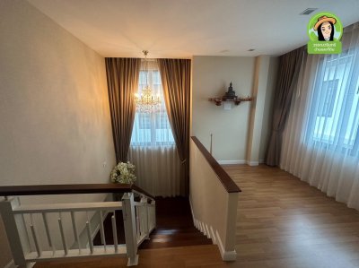 บ้านเดี่ยว สองชั้น หลังริมด้านใน