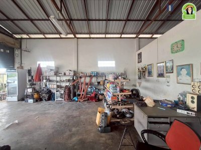 อาคารเพื่อการพาณิชย์ชั้นเดียว ติดถนนหลักอุบล-ตระการ