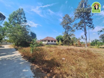 ที่ดินเปล่าแปลงสวย  ทำเลบ้านหัวดูน ต.ขามใหญ่