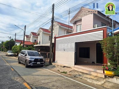 บ้าน 2 ชั้นในโครงการเอื้ออาทรวารินชำราบ