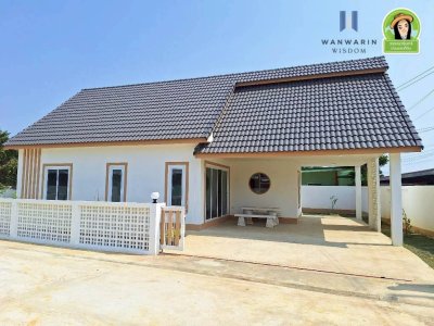 บ้านสร้างใหม่ หน้ากว้างดีไซน์ทันสมัย สไตล์มูจิมินิมอล